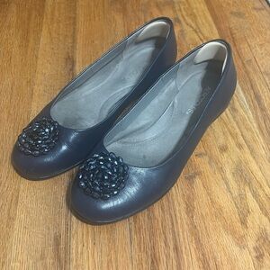 Very Cute Flats! 💎